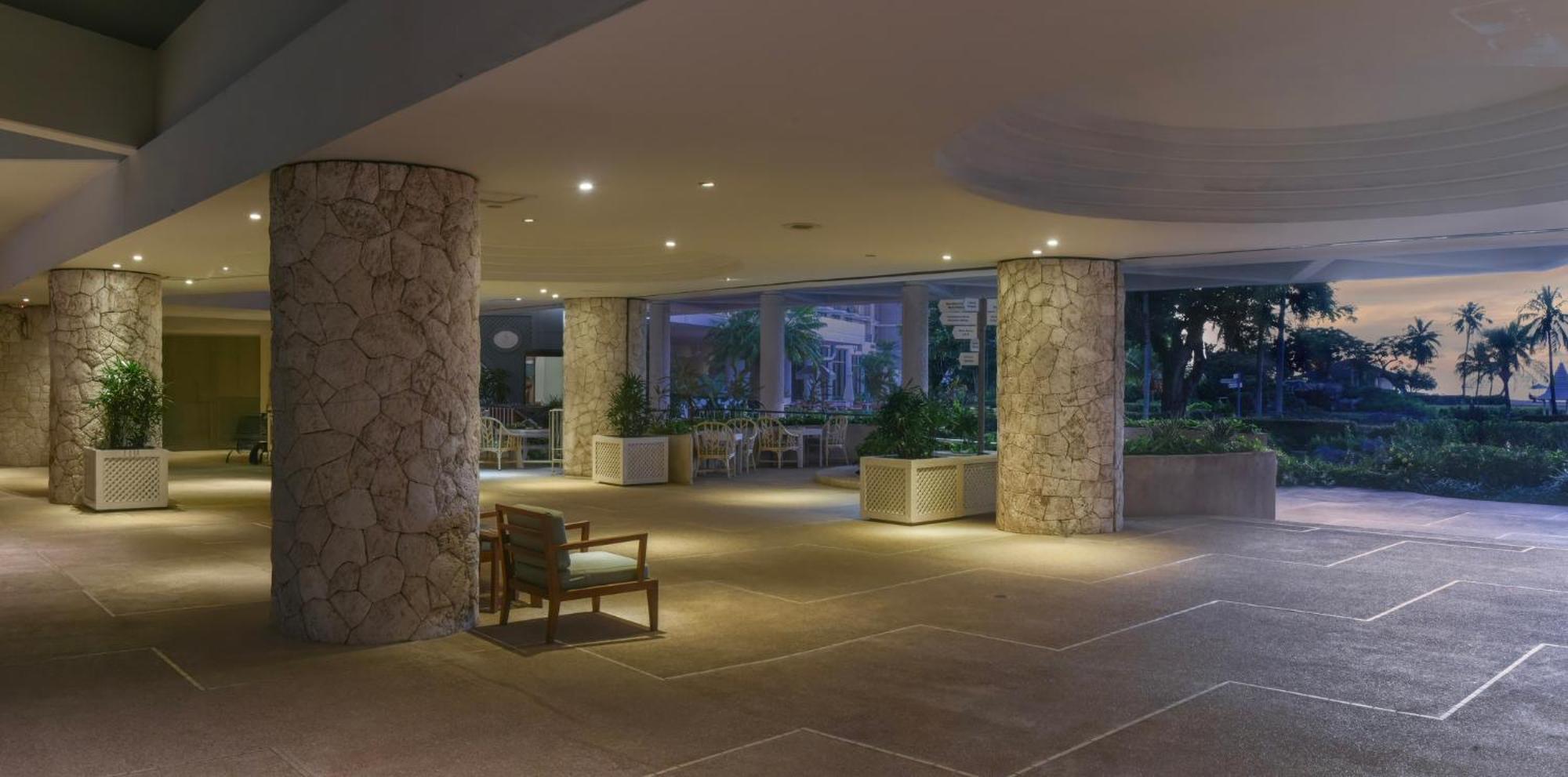 Marianas Beach Resort Saipan Extérieur photo